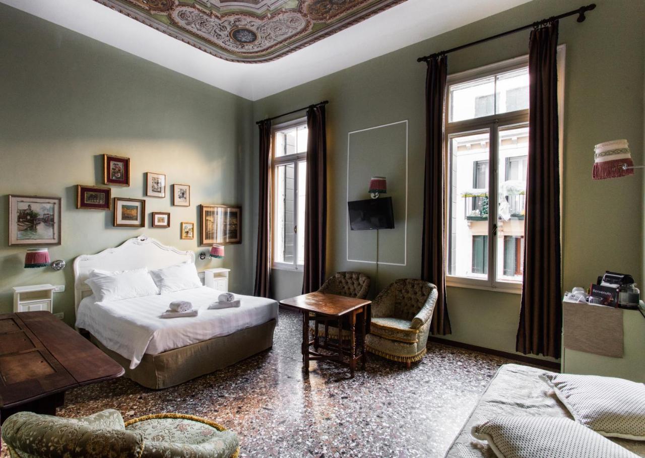 Palazzo Rosa Bed & Breakfast Venesia Bagian luar foto